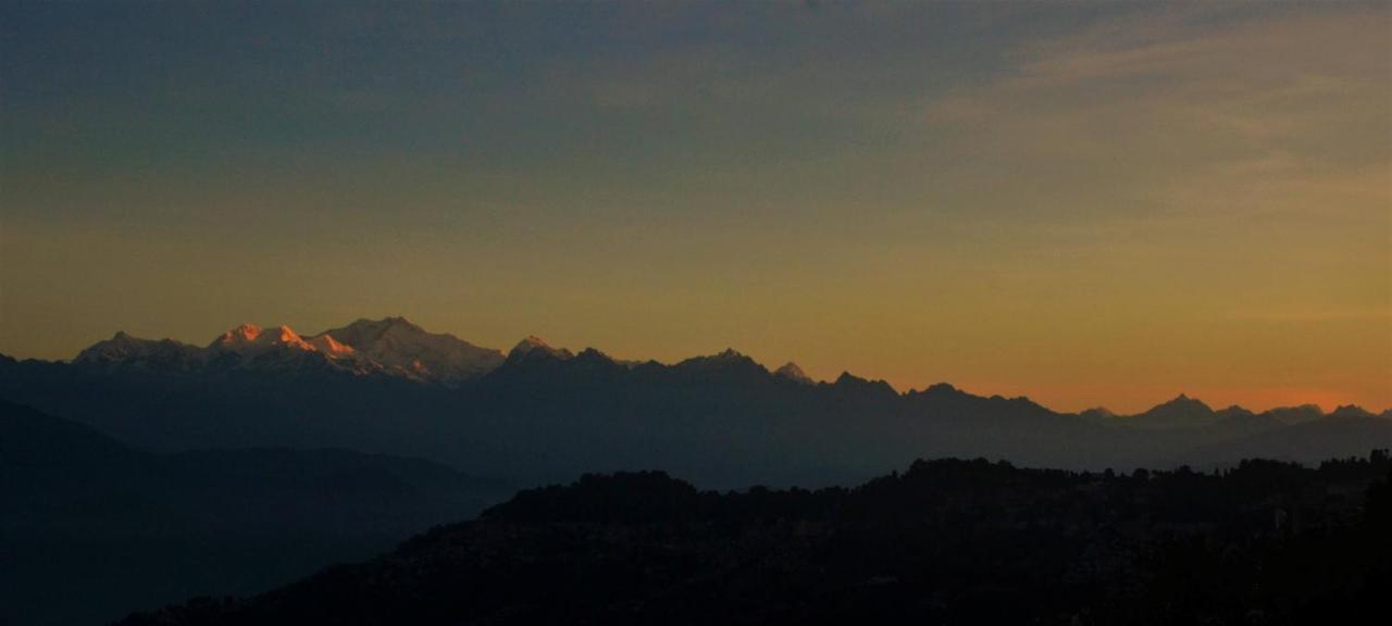 West Point Backpackers Hostel Darjeeling  Ngoại thất bức ảnh