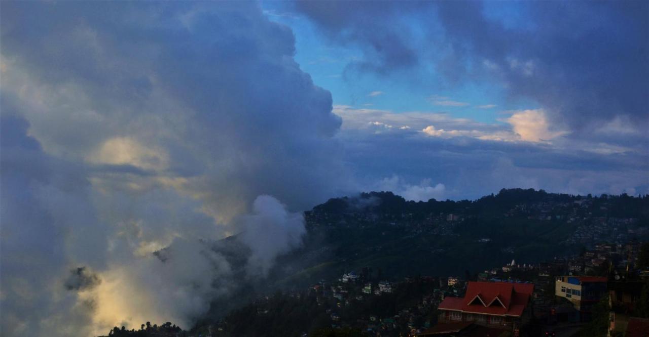 West Point Backpackers Hostel Darjeeling  Ngoại thất bức ảnh