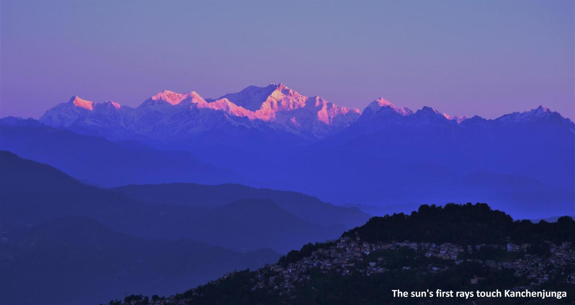 West Point Backpackers Hostel Darjeeling  Ngoại thất bức ảnh